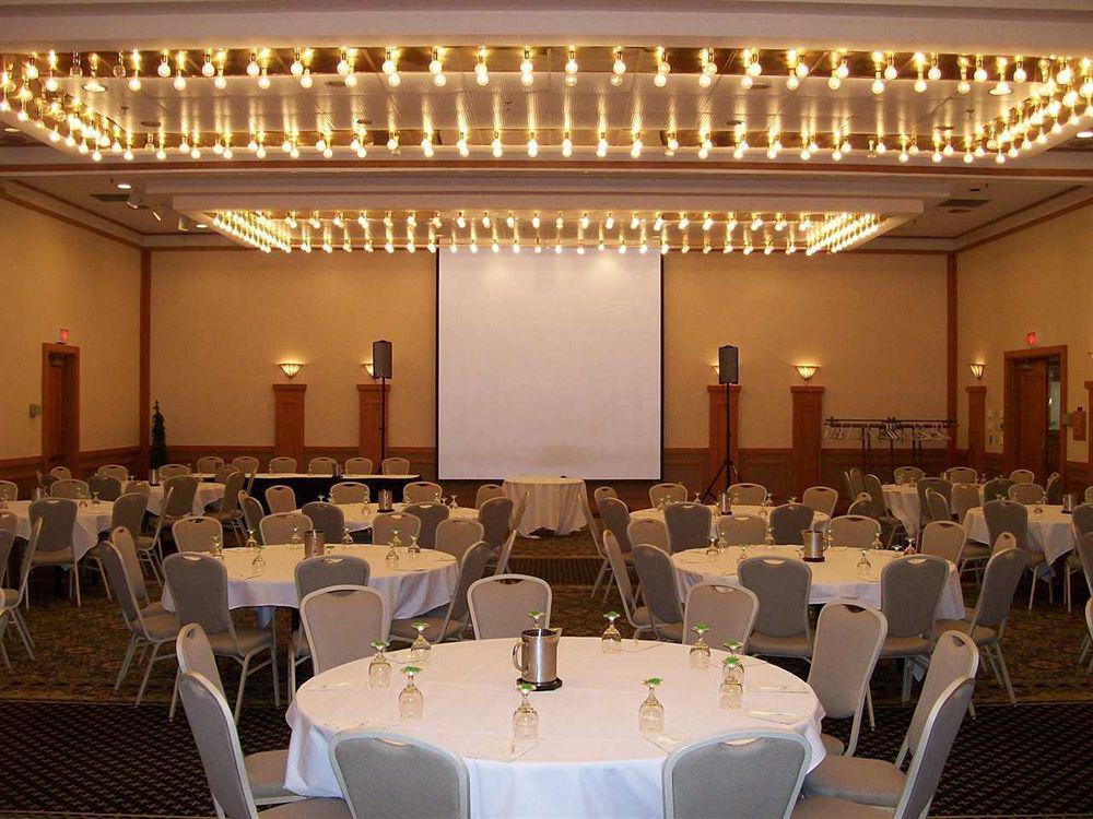 Sheraton Richmond Airport Hotel Sandston Facilities photo