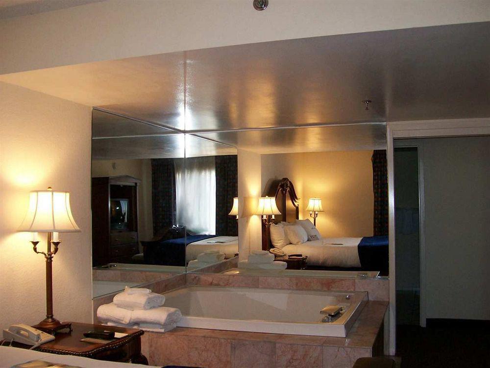 Sheraton Richmond Airport Hotel Sandston Room photo
