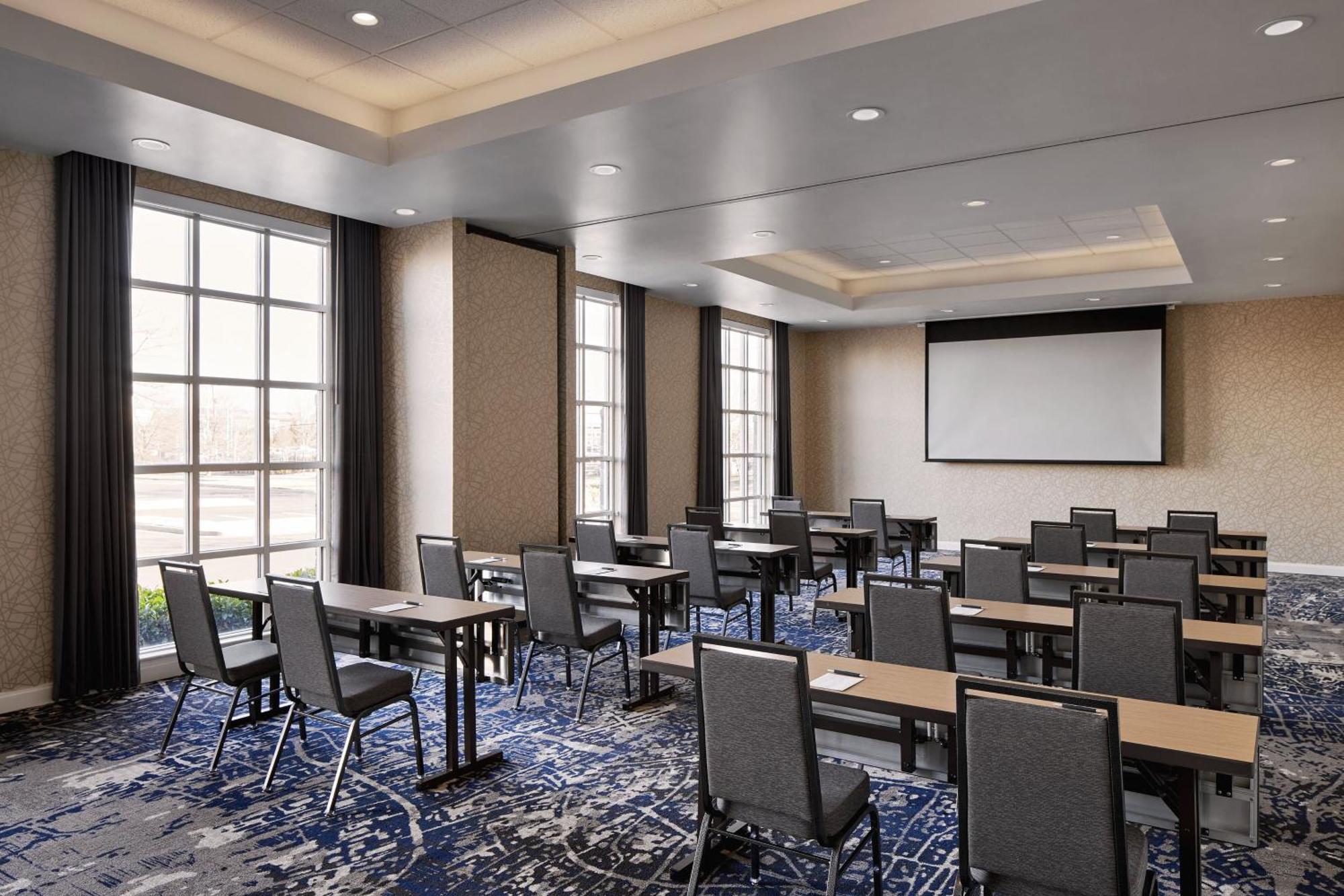 Sheraton Richmond Airport Hotel Sandston Exterior photo