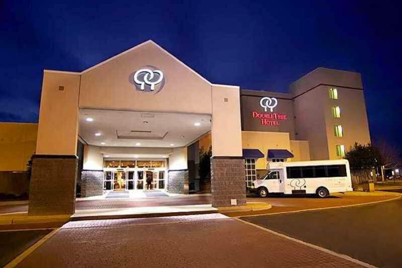 Sheraton Richmond Airport Hotel Sandston Exterior photo